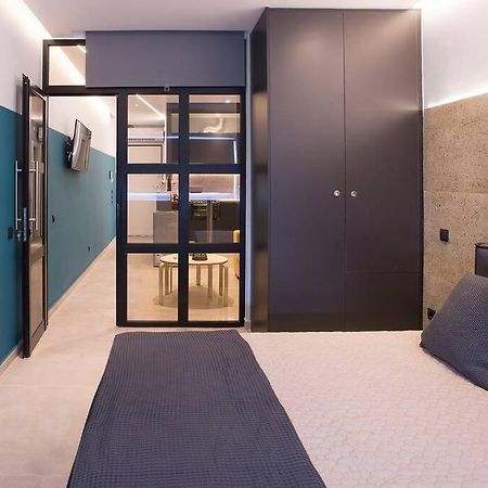 City Center Modern Renovated Apartment Атина Екстериор снимка