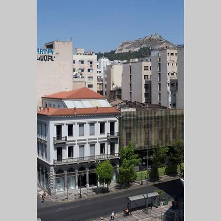 City Center Modern Renovated Apartment Атина Екстериор снимка
