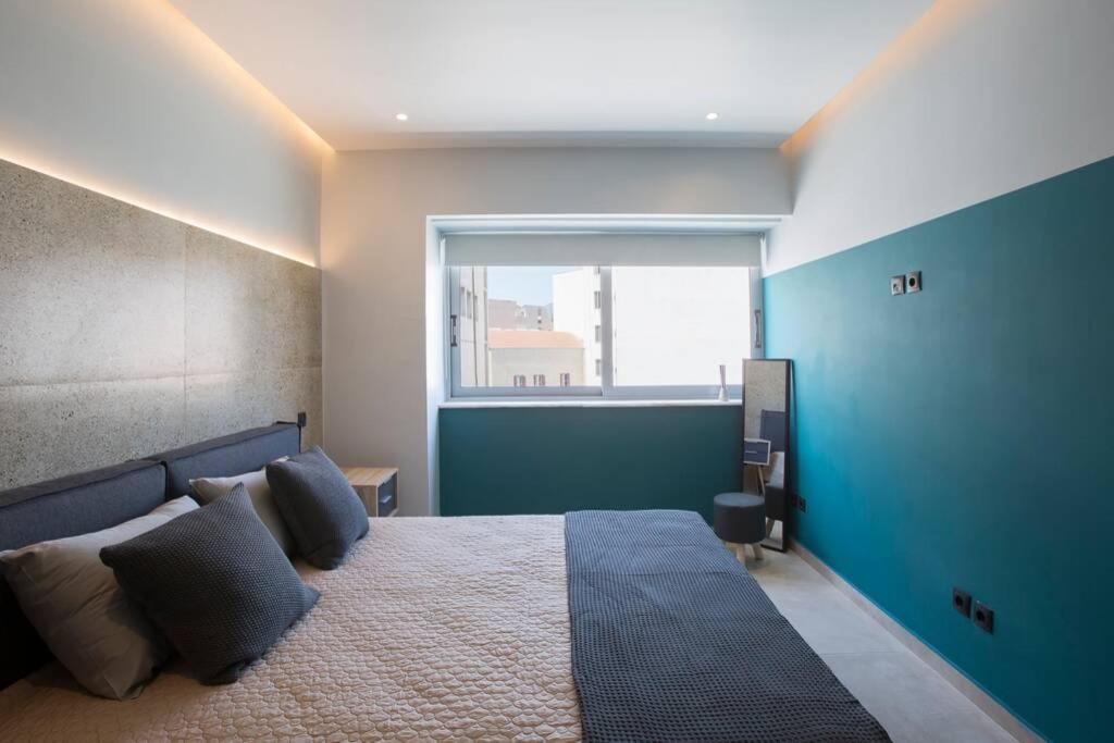City Center Modern Renovated Apartment Атина Екстериор снимка